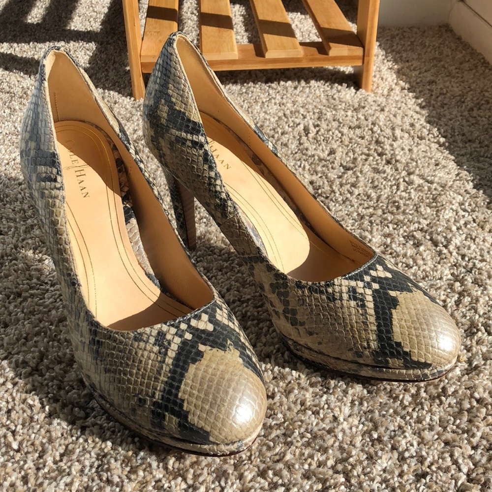 Cole Haan nikeair heels, snake skin, W8.5
